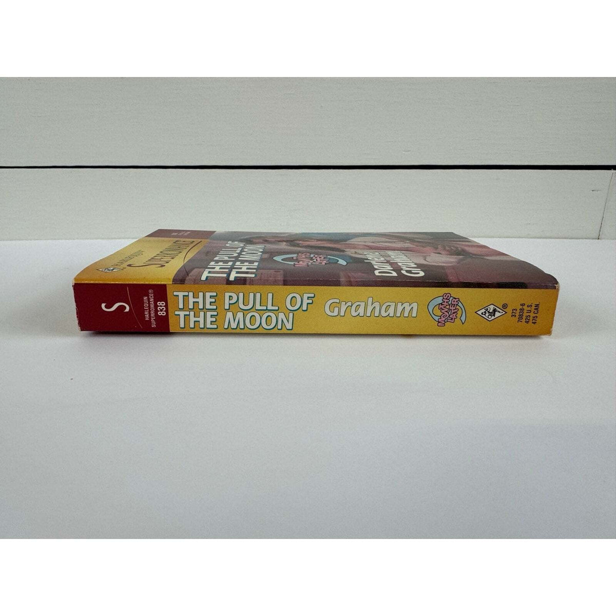 The Pull of the Moon by Darlene Graham (Paperback) - Image 3