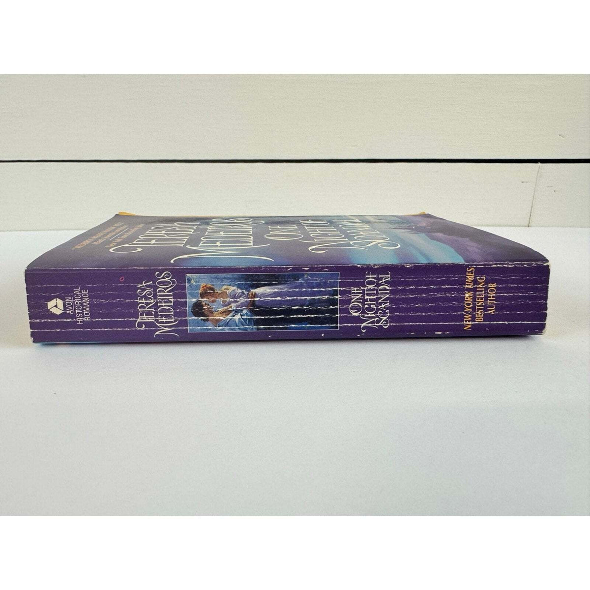 One Night Of Scandal by Teresa Medeiros (Paperback) - Image 3