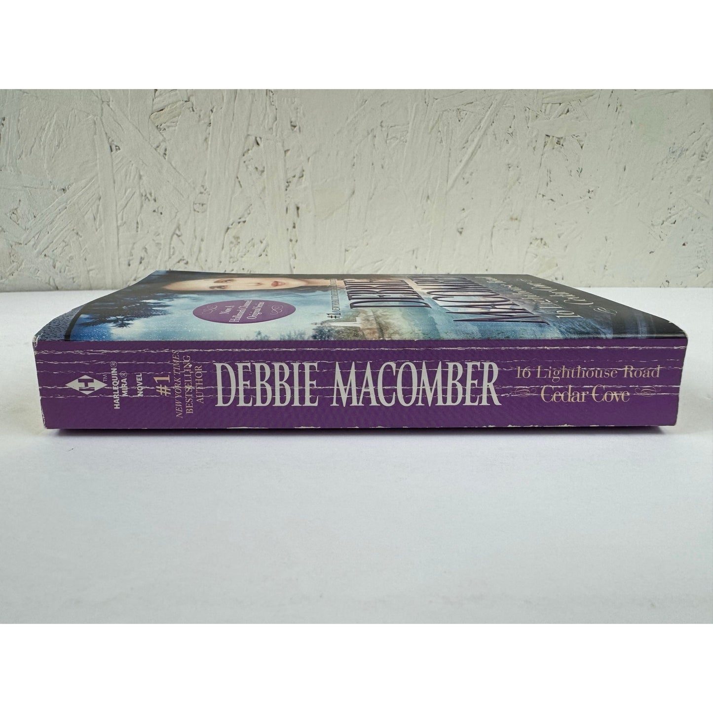16 Lighthouse Road by Debbie Macomber (Paperback)