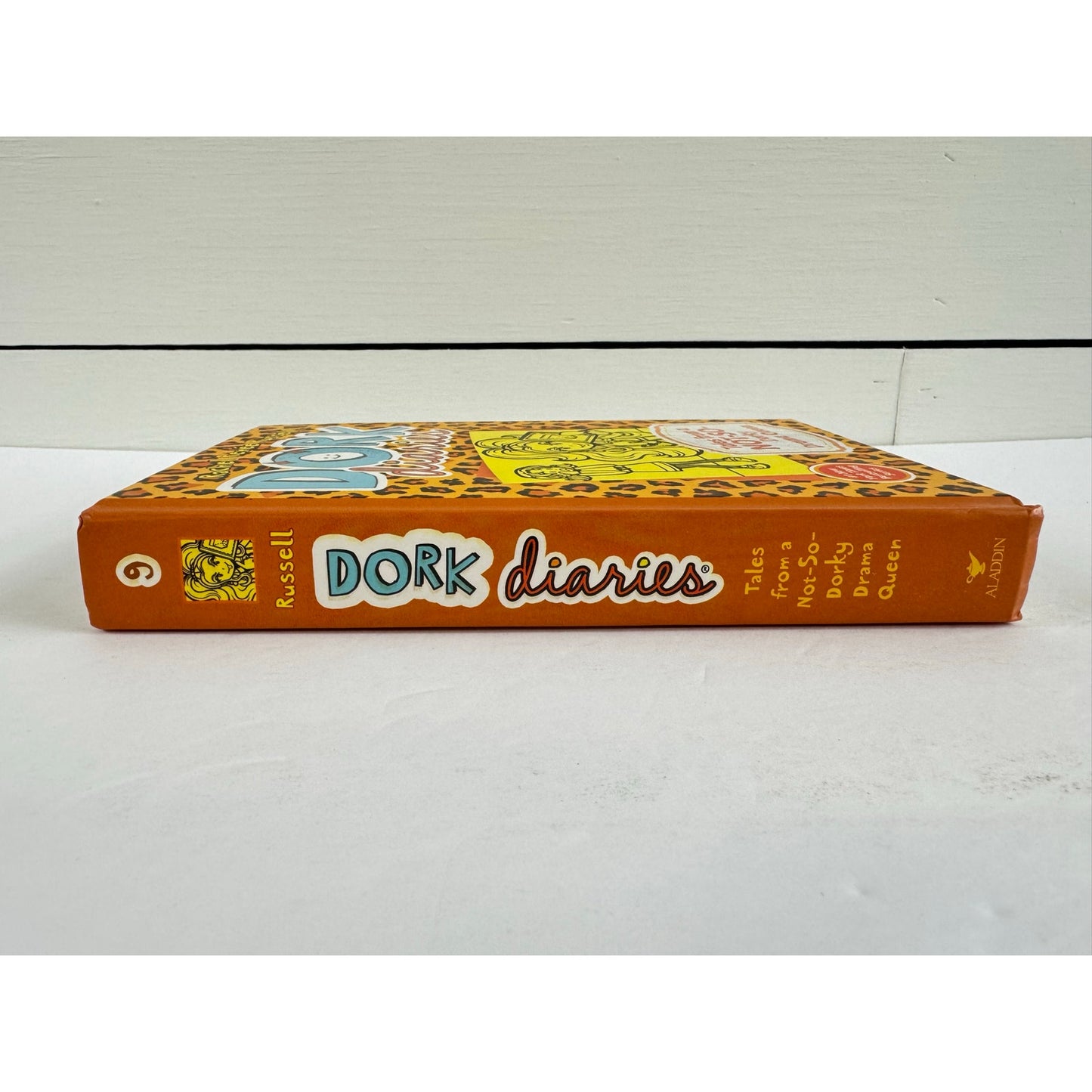 Dork Diaries: Tales from a Not-So-Dorky Drama Queen (Hardcover)