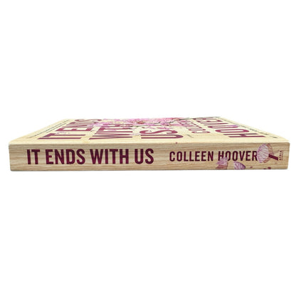 It Ends with Us by Colleen Hoover (Paperback)