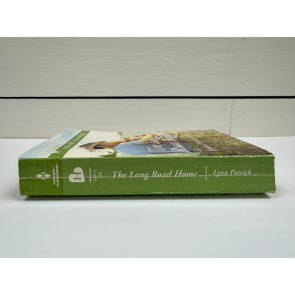The Long Road Home by Lynn Patrick (Paperback) (Large Print)