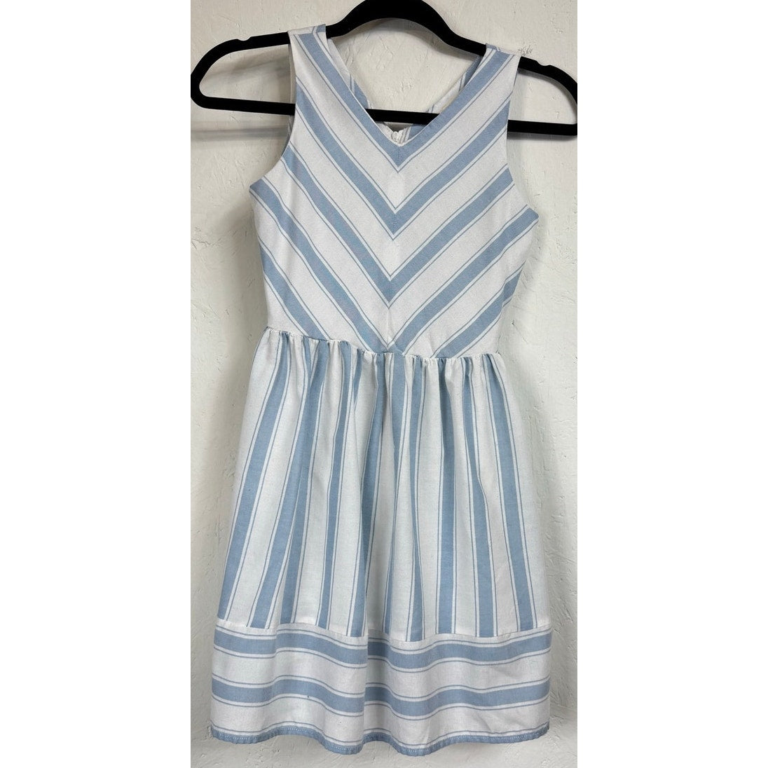 Copper Key Blue & White Sleeveless Knee-length Dress Girl's Medium