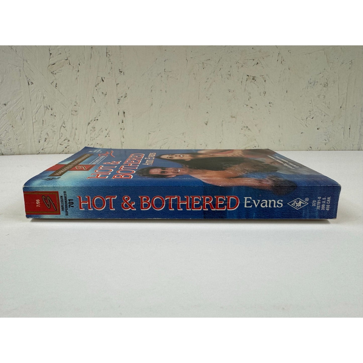 Hot & Bothered by Ann Evans (Paperback)