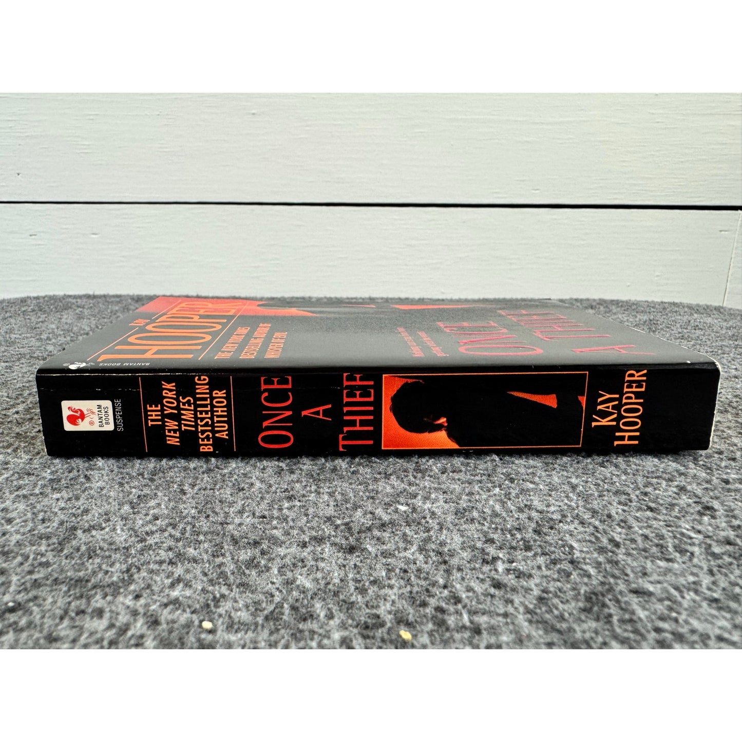 Once a Thief by Kay Hooper (Paperback)