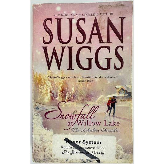 Snowfall at Willow Lake by Susan Wiggs (Paperback)