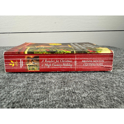 A Rancher for Christmas / High Country Holiday by Minton / Kaye (Paperback)