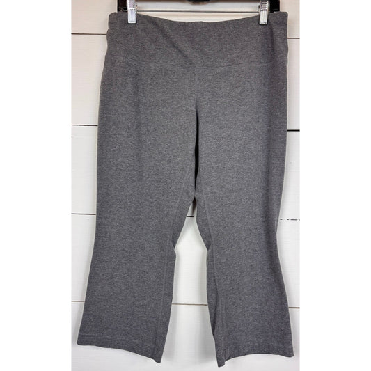 Athletic Works Gray Capris Women's Size Large