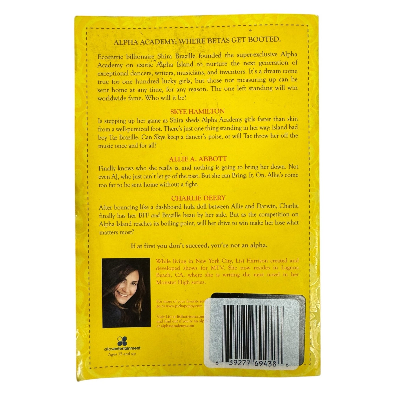 Top of the Feud Chain by Lisa Harrison (Paperback)