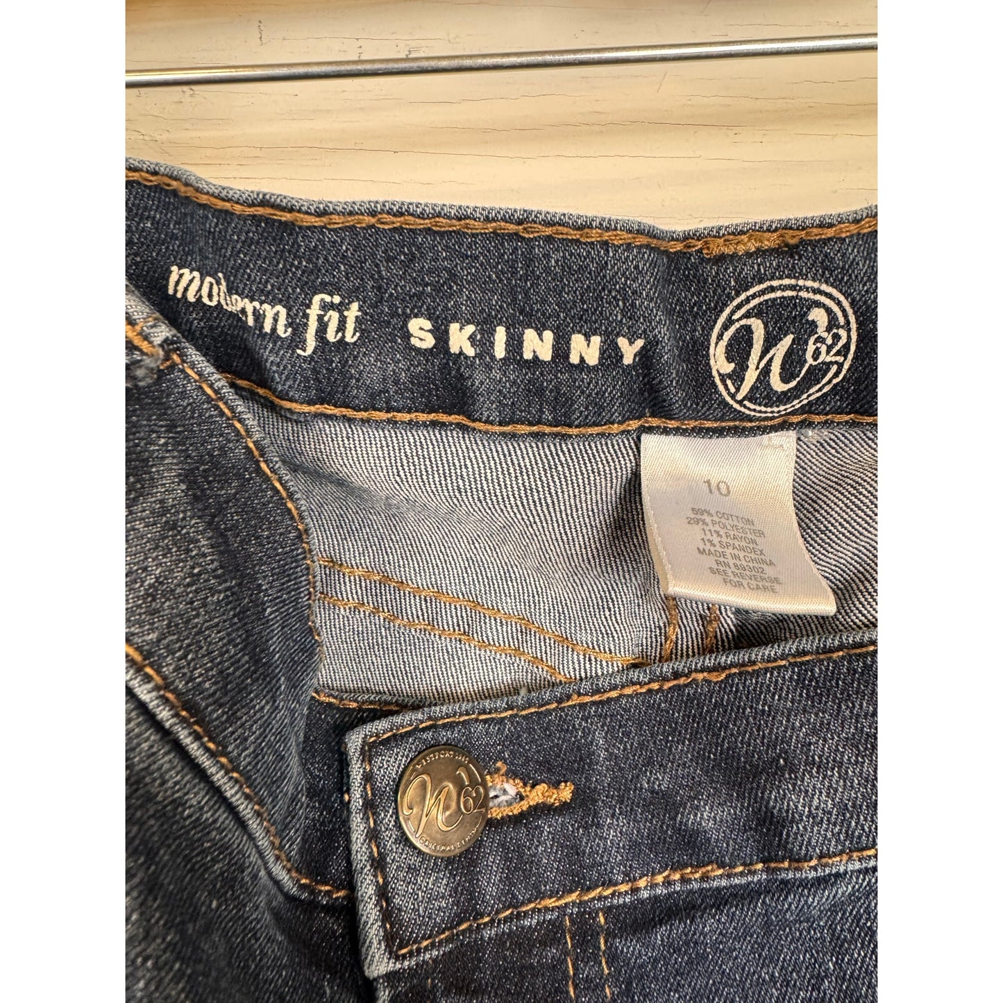 W62 Skinny Jeans Women's Size 10