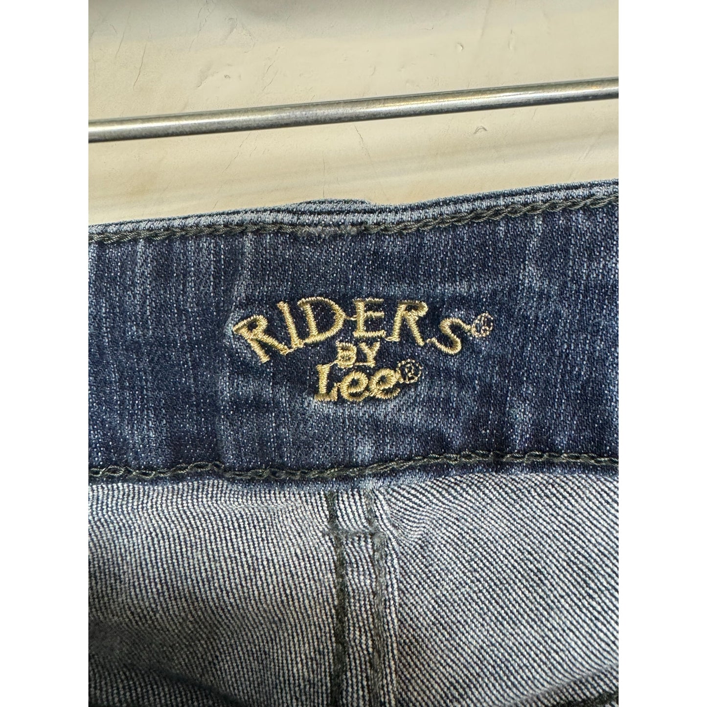 Riders Blue Straight Cut Jeans Women's Size 6