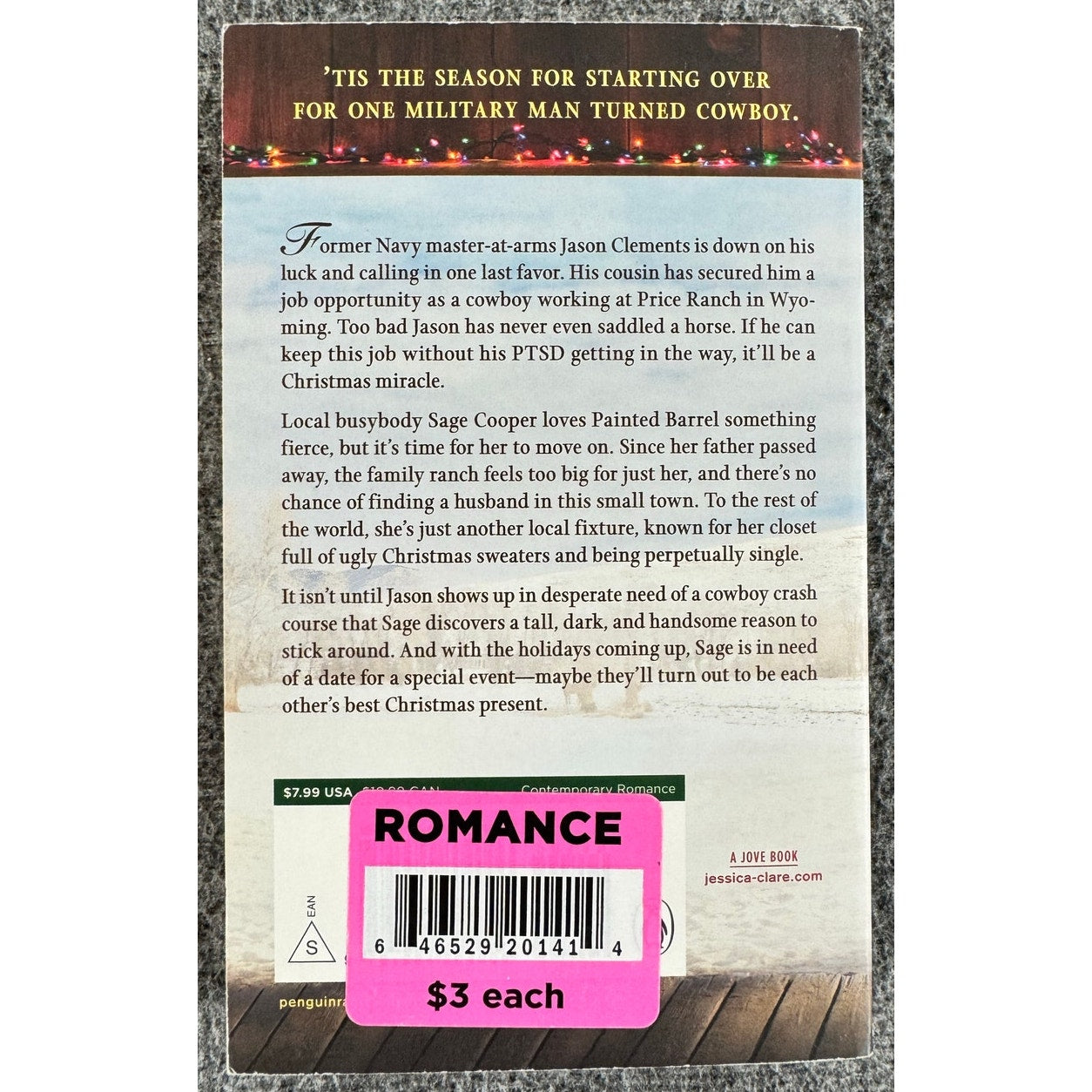 A Cowboy Under the Mistletoe by Jessica Clare (Paperback)