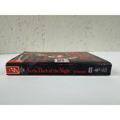 In the Dark of the Night by Anne Mather (Paperback)