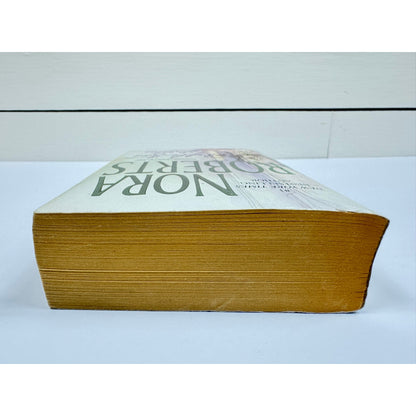 Reflections and Dreams by Nora Roberts (Paperback)