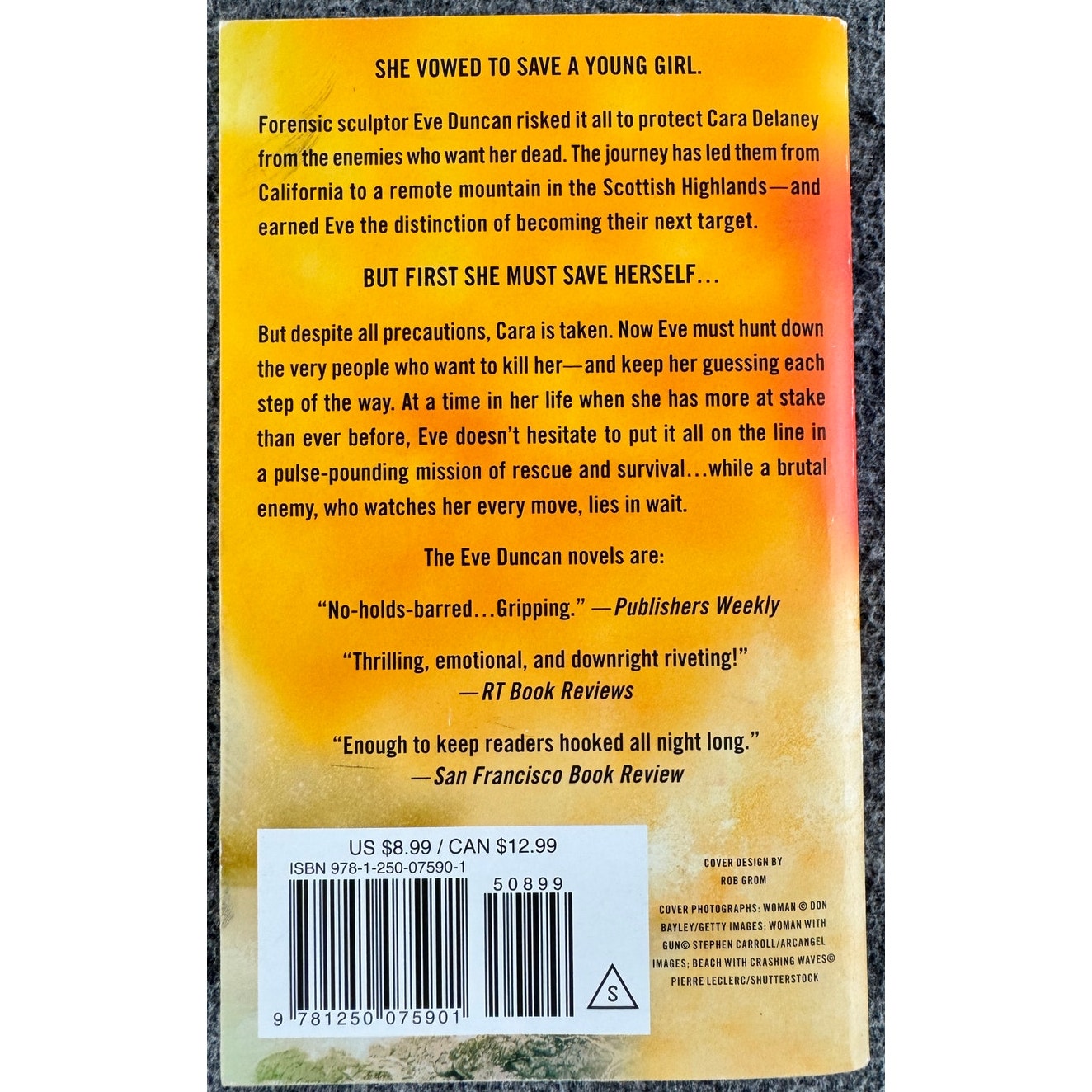 Night and Day by Iris Johansen (Paperback)