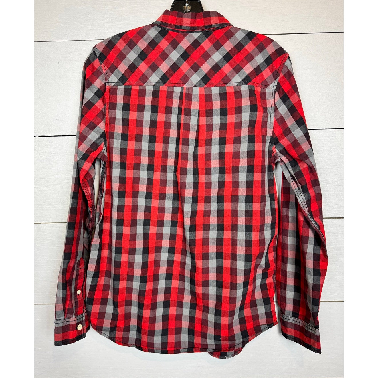 Arizona Long Sleeve Button Up Shirt Boy's Size XL (18/20)