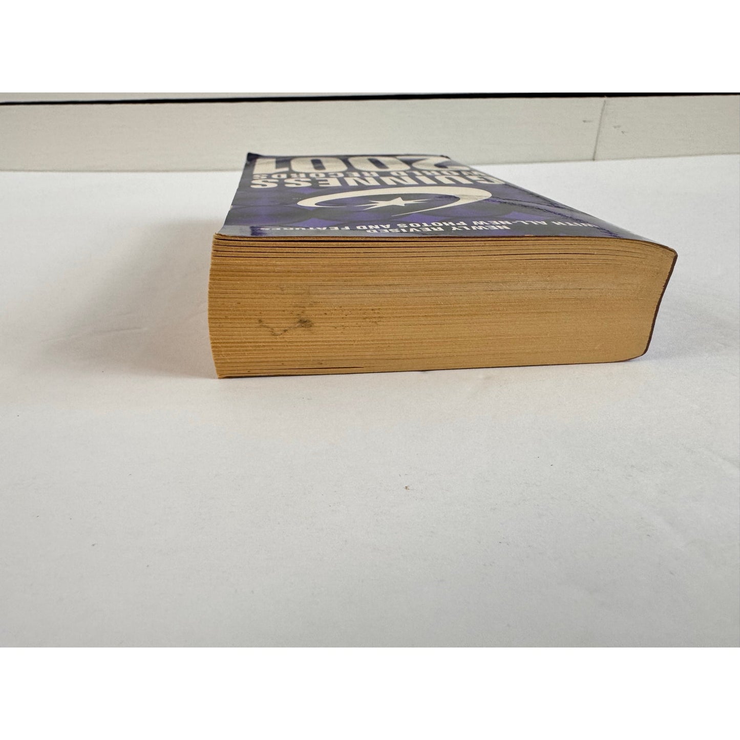Guinness World Records 2001 by Mark C. Young (Paperback)