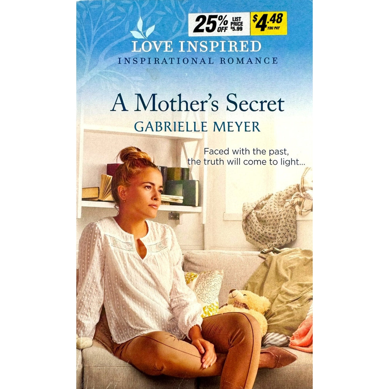 A Mother's Secret by Gabrielle Meyer (Paperback)