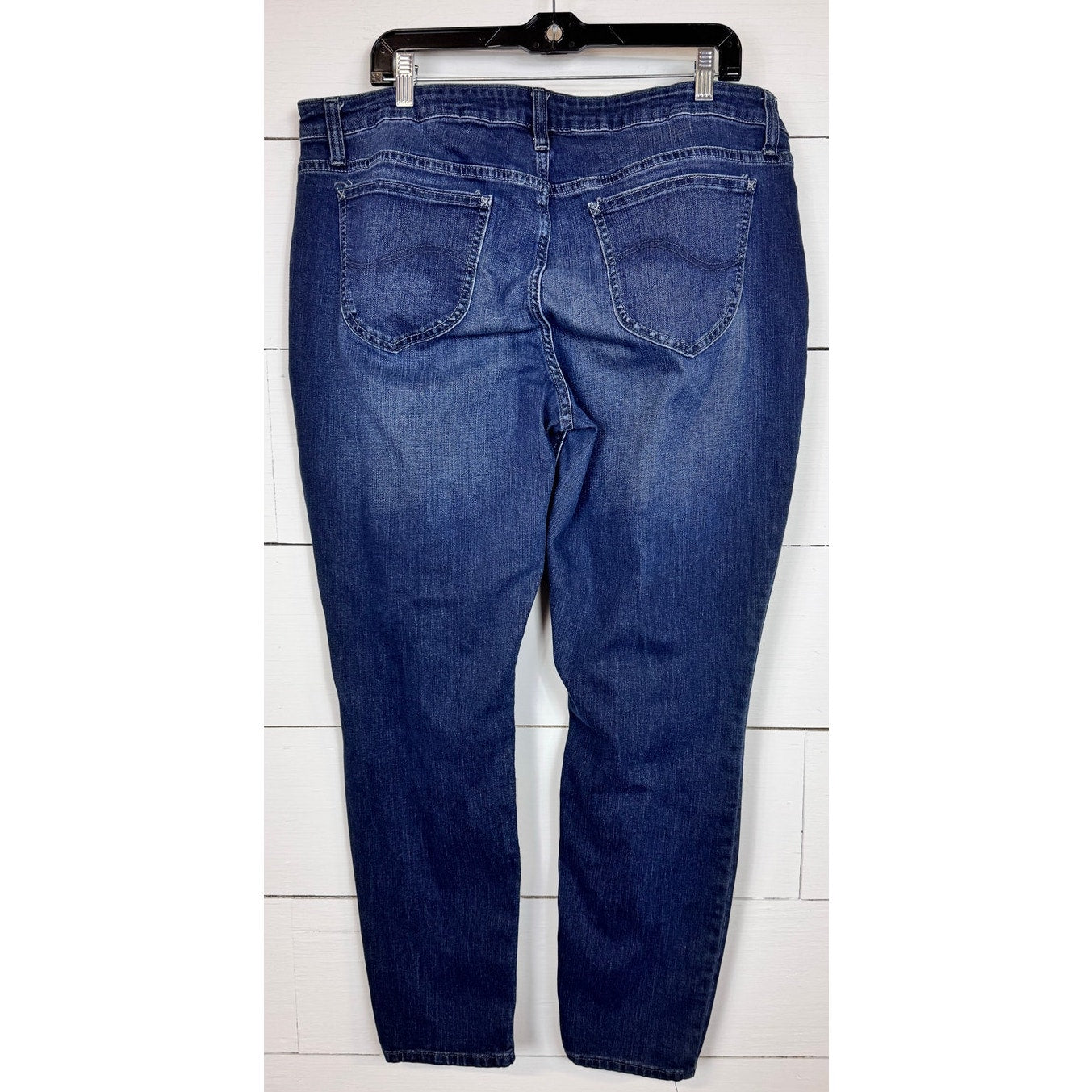 Lee Riders Mid-Rise Skinny Jeans Women's Size 20 Long