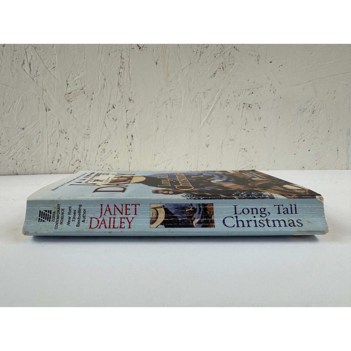 Long, Tall Christmas by Janet Dailey (Paperback)