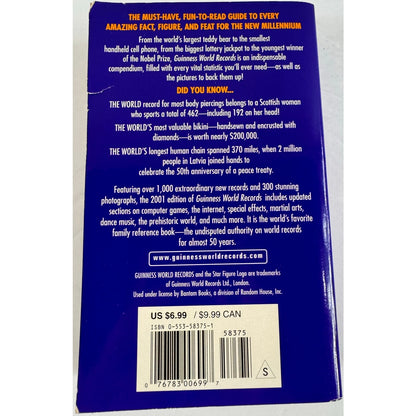 Guinness World Records 2001 by Mark C. Young (Paperback)