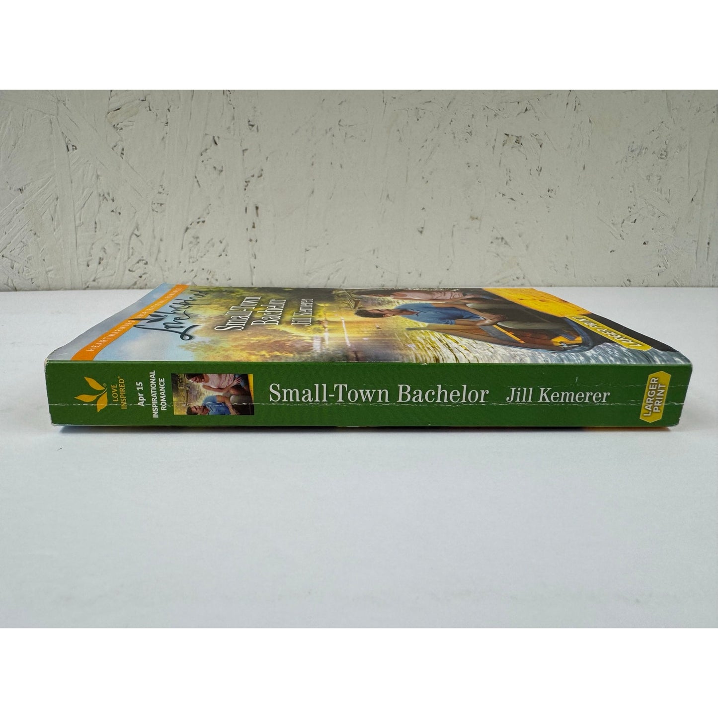 Small-Town Bachelor by Jill Kemerer (Paperback)
