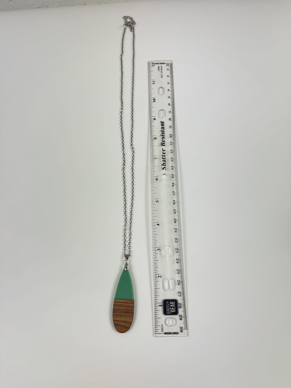 Fashion Jewelry Silver Toned Wooden & Turquoise Pendant Women's Necklace