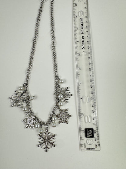 Fashion Jewelry Silver Toned Snowflake with Pearl Beads Women's Necklace