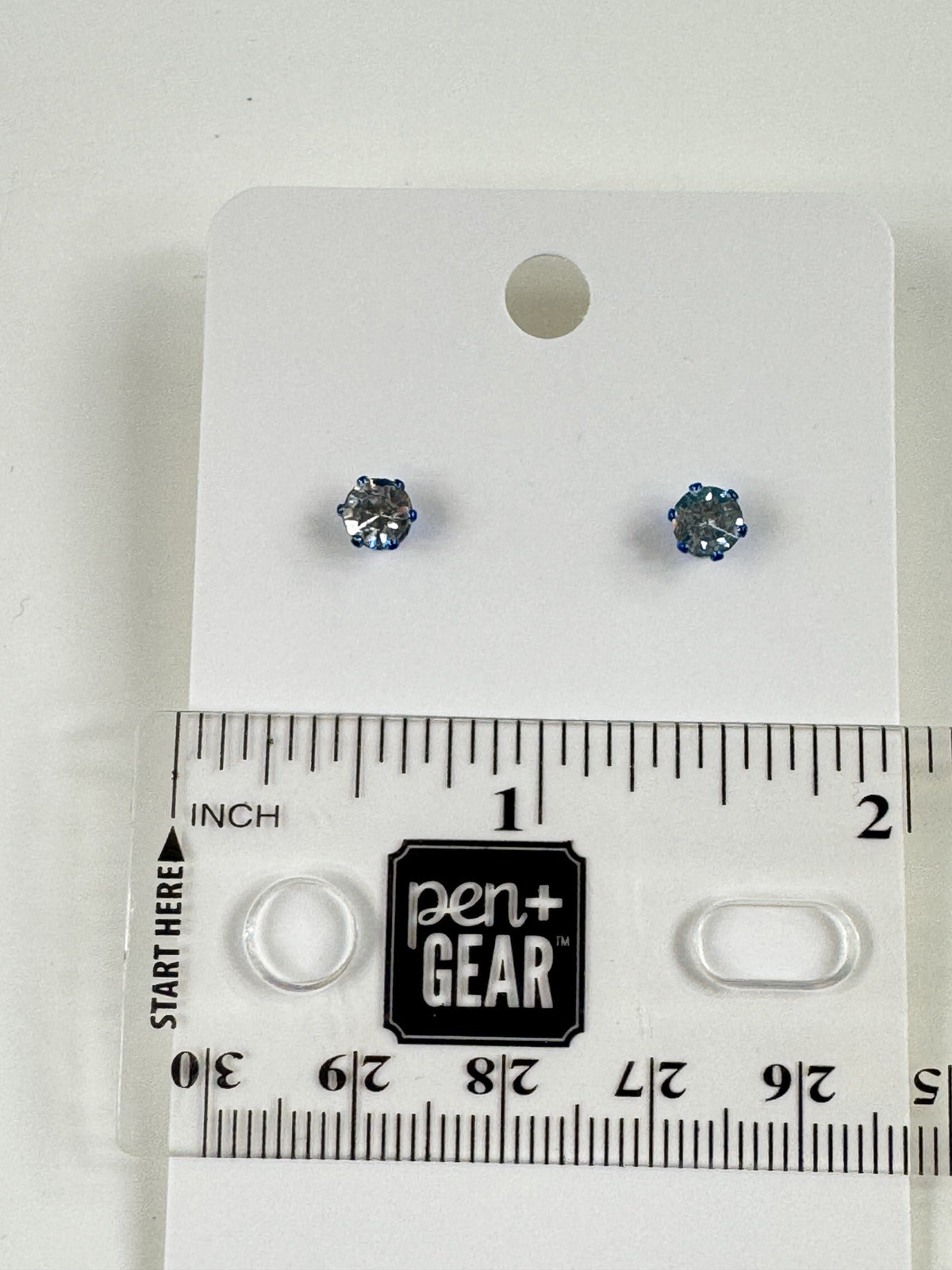 Fashion Jewelry Blue Setting White Rhinestone Stud Earrings