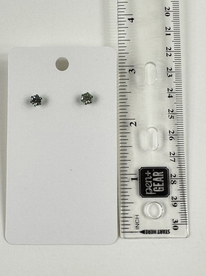 Fashion Jewelry Green Setting White Rhinestone Stud Earrings