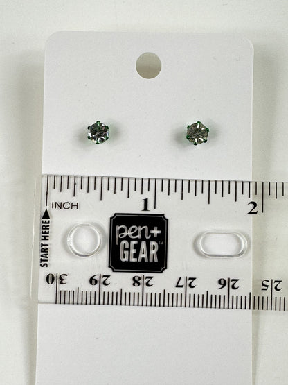 Fashion Jewelry Green Setting White Rhinestone Stud Earrings