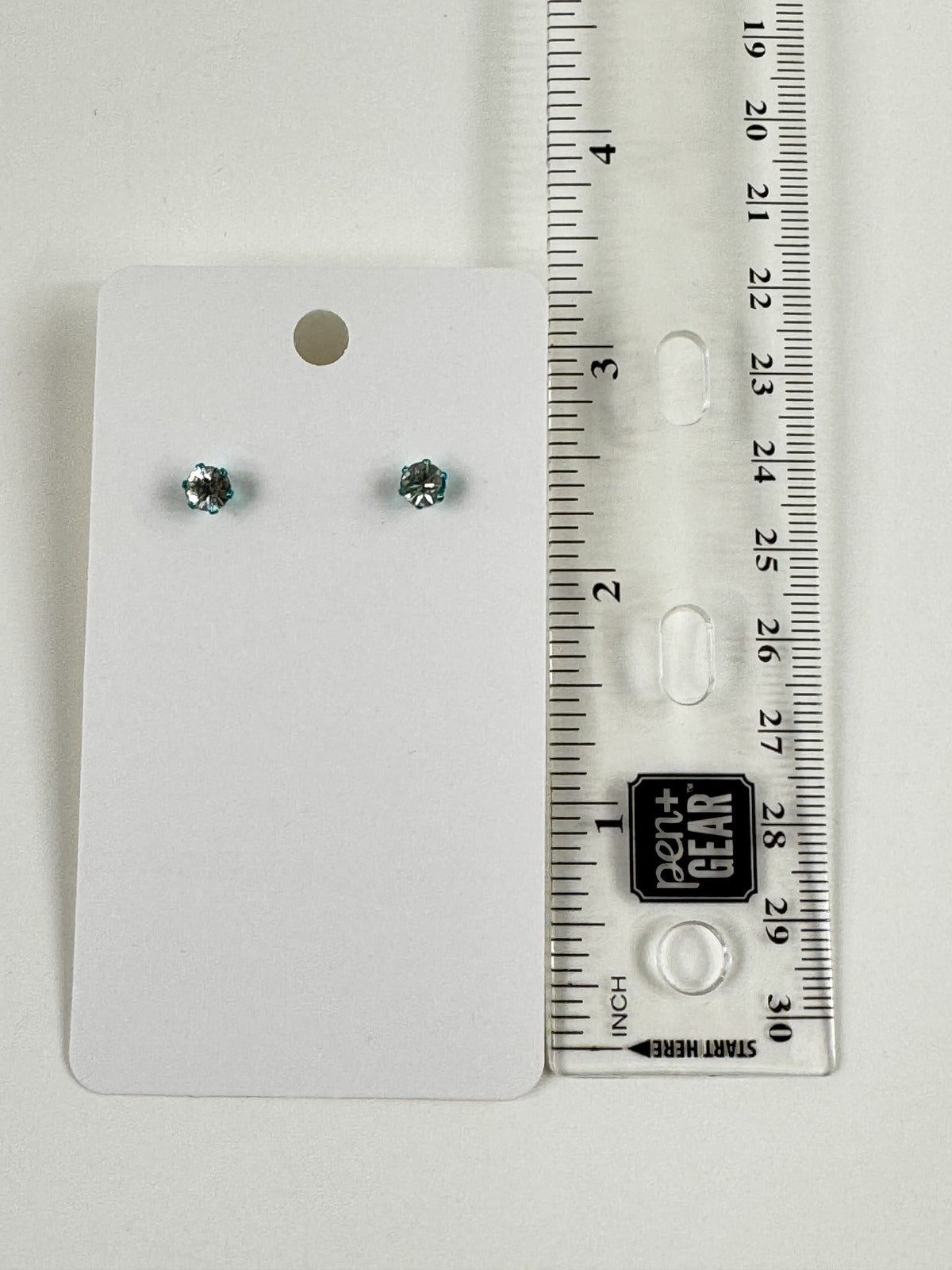 Fashion Jewelry Light Blue Setting White Rhinestone Stud Earrings