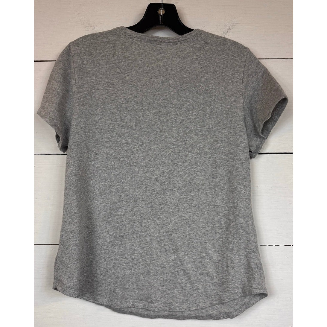 Old Navy Gray T-Shirt Women's Size Medium