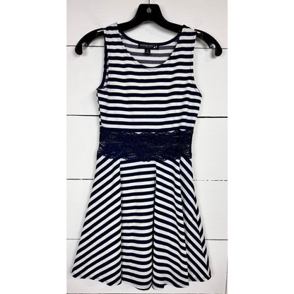 Living Doll Sleeveless Dress Women's Size Small