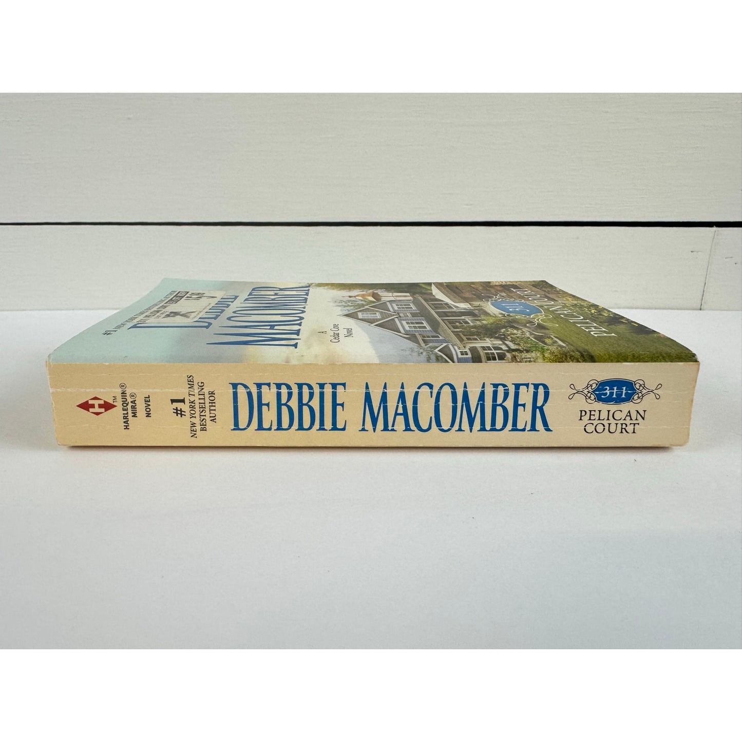 311 Pelican Court by Debbie Macomber (Paperback)
