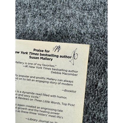 Kiss Me by Susan Mallery (Paperback)