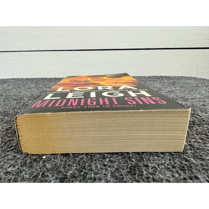 Midnight Sins by Lora Leigh (Paperback)