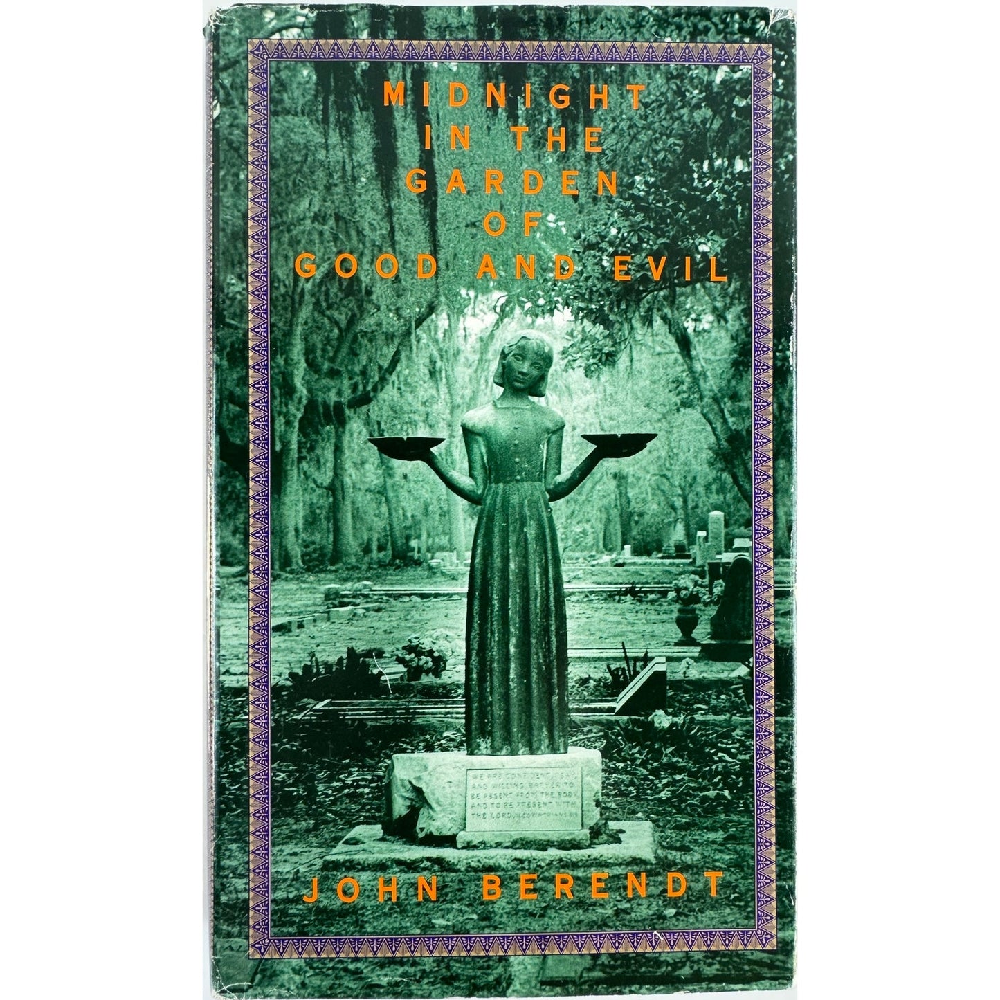 Midnight in the Garden of Good and Evil by John Berendt (Hardcover)