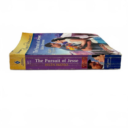 The Pursuit of Jesse by Helen Brenna (paperback) (LARGE PRINT)