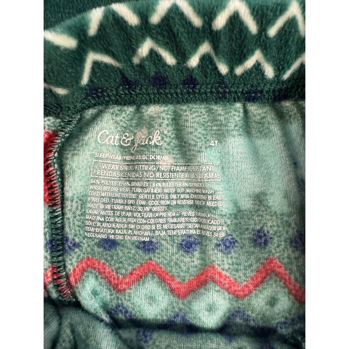 Cat & Jack 2pc Long Sleeve Pajama Set Boy's Size 4t