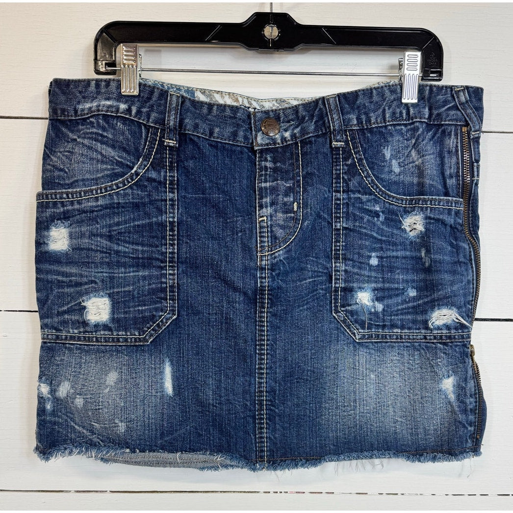 Guess Denim Skirt Women's Size 32"