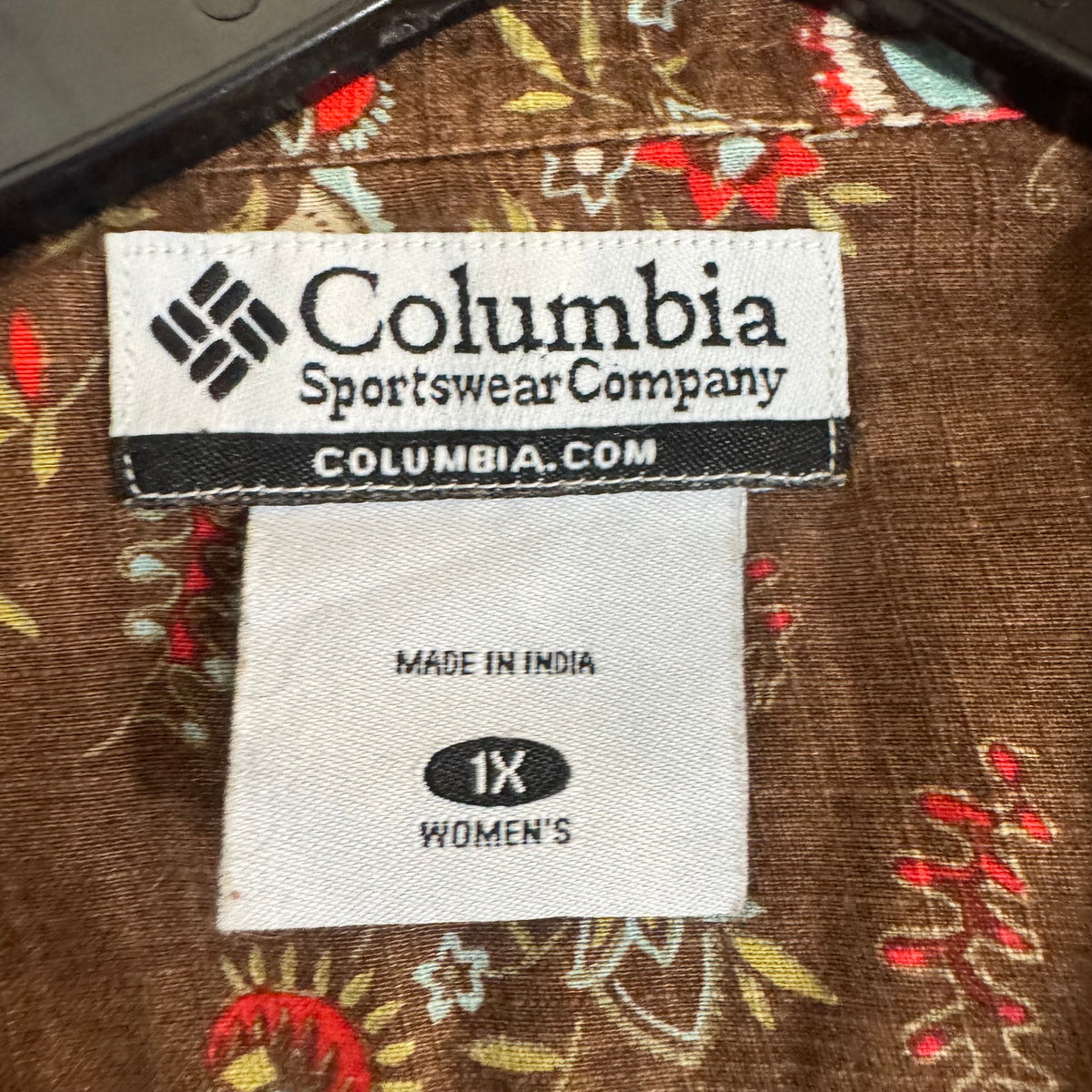 Columbia Women's 1X Brown Floral Print Snap Up Shirt - Image 3