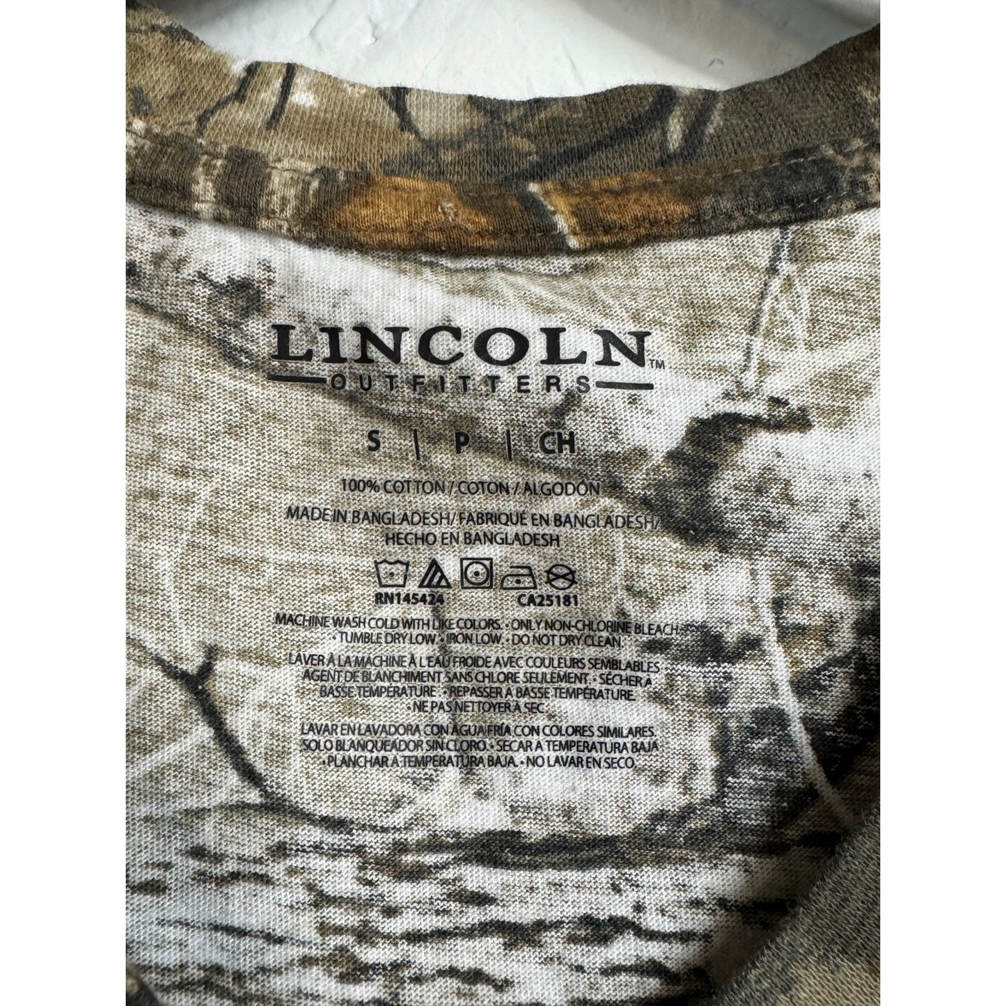 Lincoln Outfitters Green T-shirt Women's Size Small