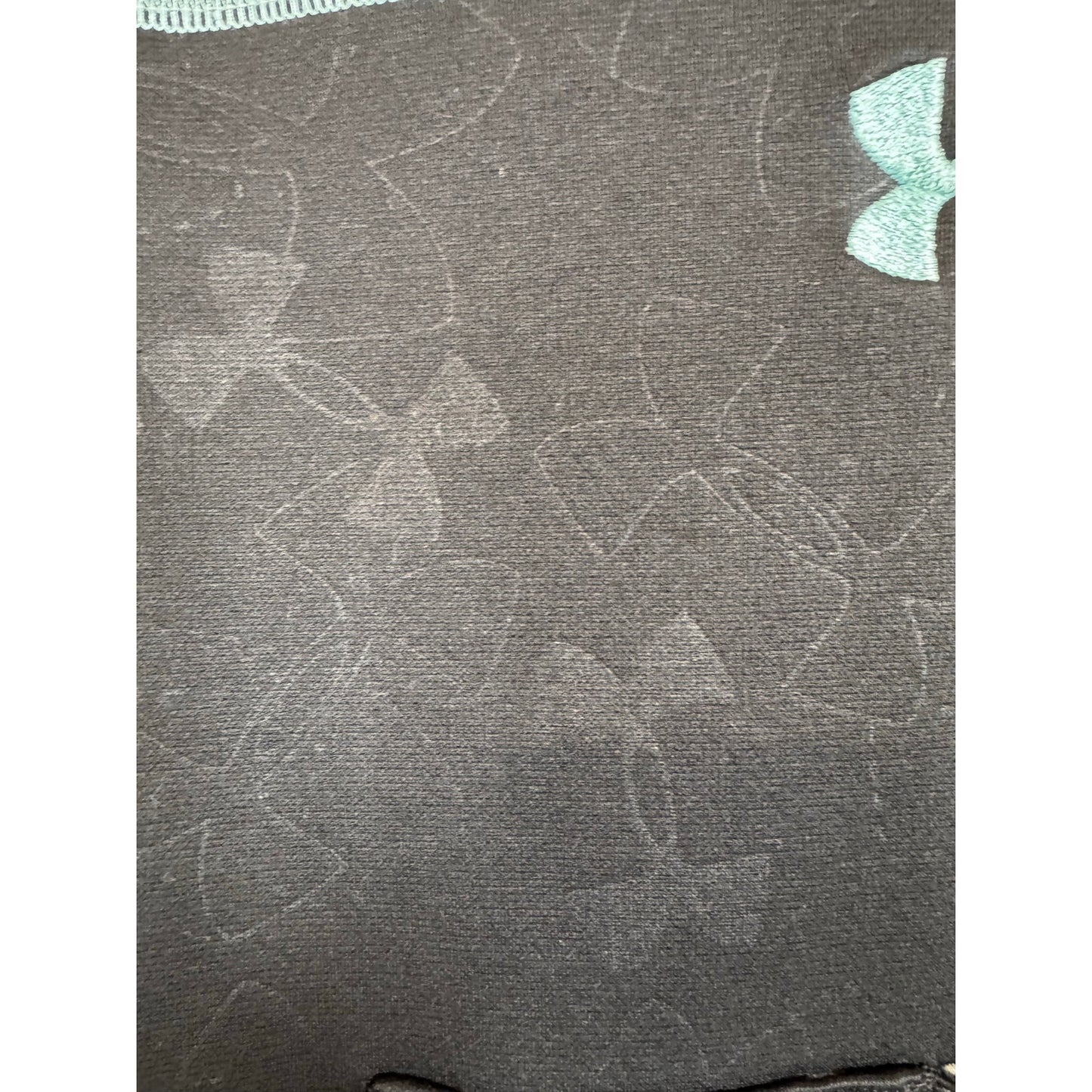 Under Armour Hoodie Girl's Size Medium