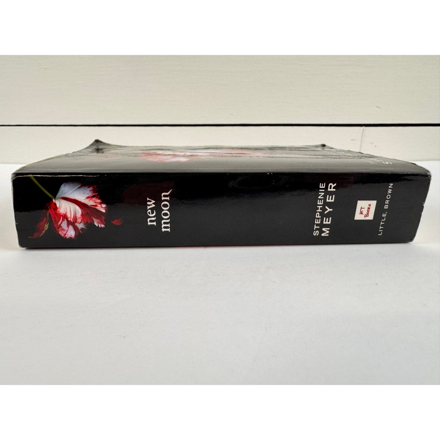 New Moon by Stephenie Meyer (Paperback)