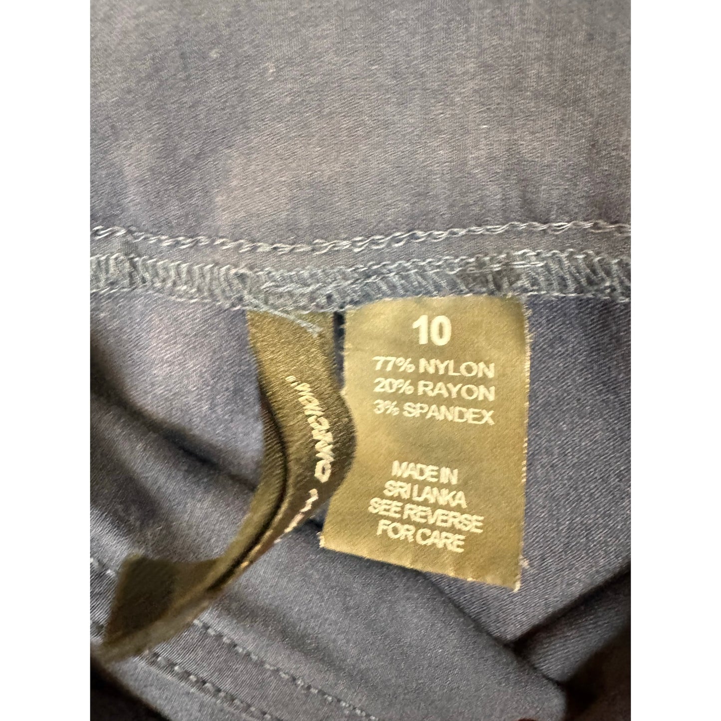 New Directions Blue Capris Women's Size 10