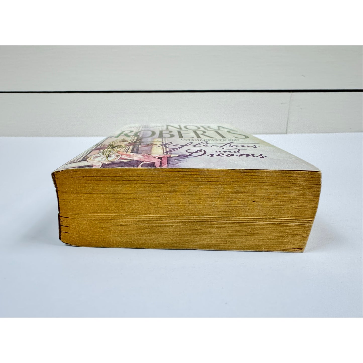 Reflections and Dreams by Nora Roberts (Paperback)