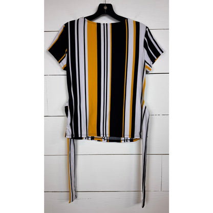 No Boundaries Short Sleeve Blouse Women's Size Large
