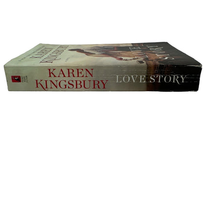 Love Story by Karen Kingsbury (Paperback)