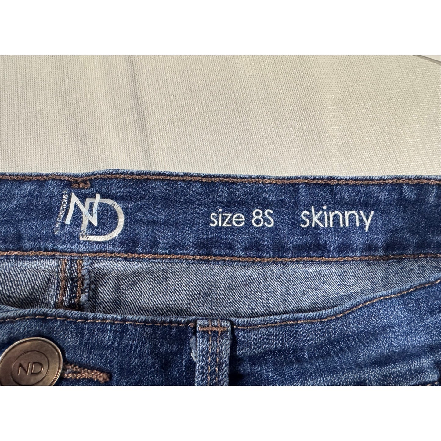 New Directions Skinny Jeans Women's Size 8 Short